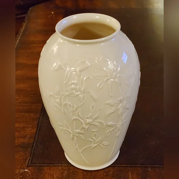 Lenox Masterpiece Floral Embossed Vase - Picture 2 of 4